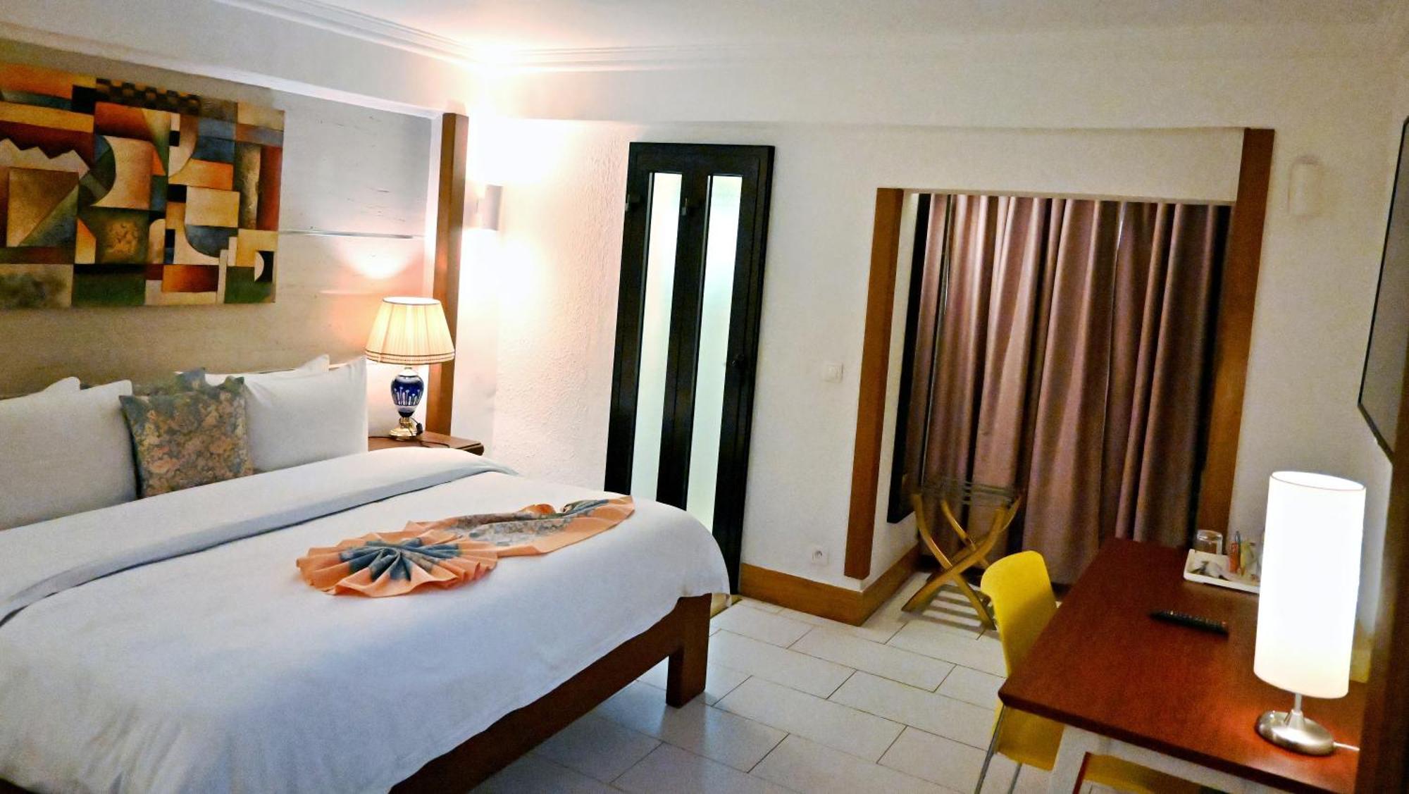 Grand Hotel Akwa Douala Bagian luar foto